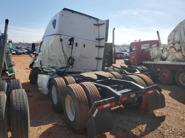 2023 Freightliner Cascadia 126