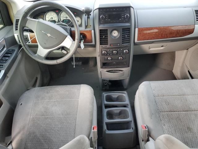 2008 Chrysler Town & Country Touring