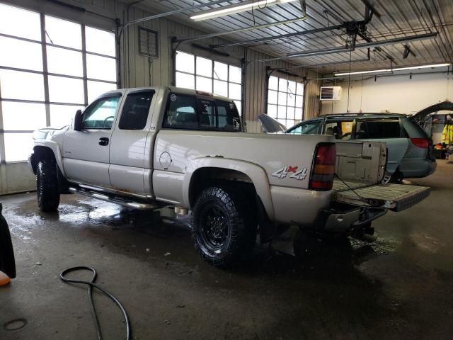 2004 GMC Sierra K2500 Heavy Duty