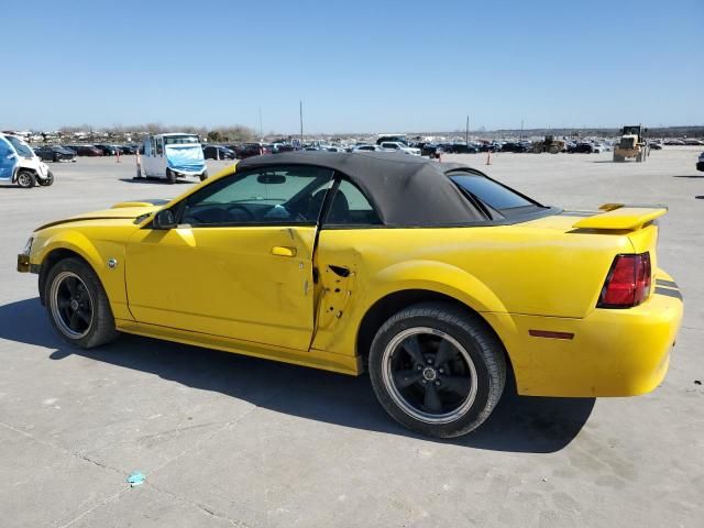 2004 Ford Mustang