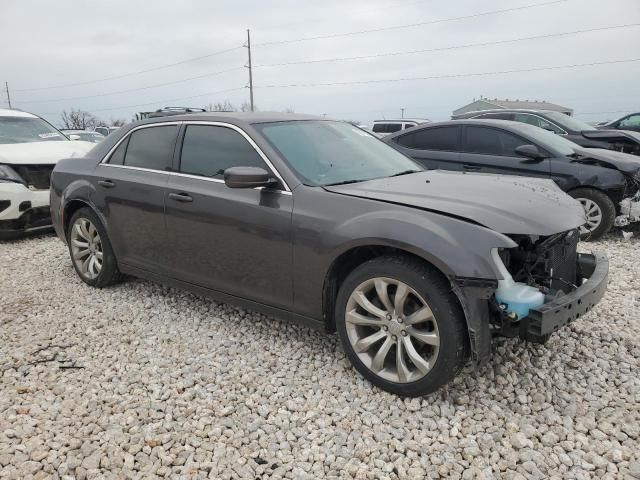 2019 Chrysler 300 Touring