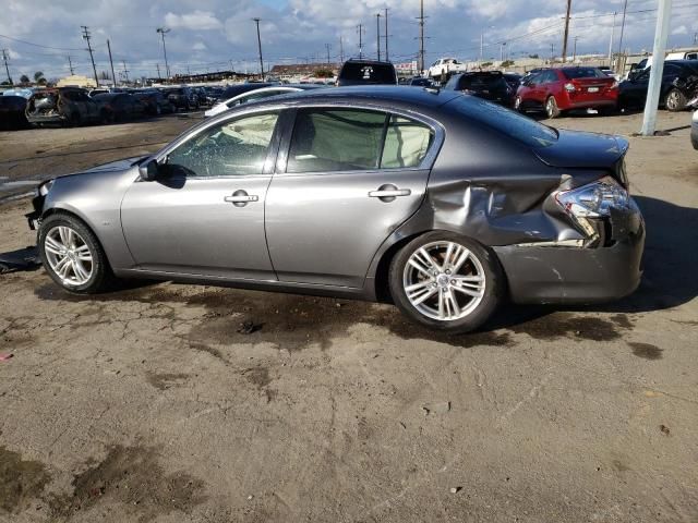 2015 Infiniti Q40