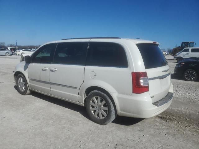 2013 Chrysler Town & Country Touring