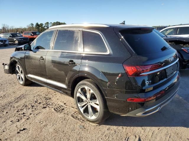 2022 Audi Q7 Premium Plus