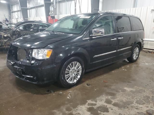 2014 Chrysler Town & Country Touring L