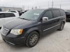 2014 Chrysler Town & Country Touring L