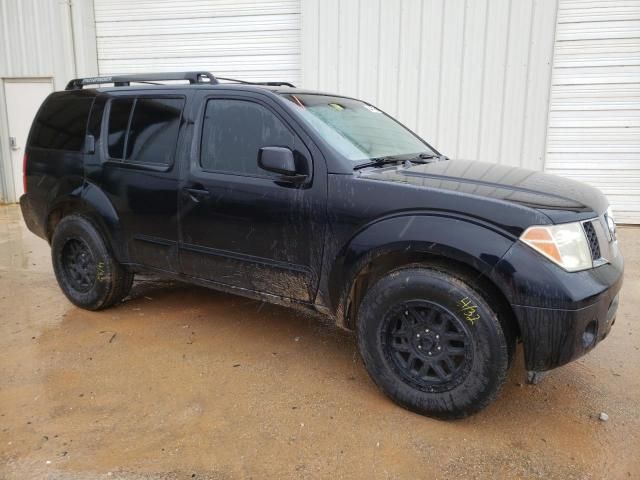 2006 Nissan Pathfinder LE