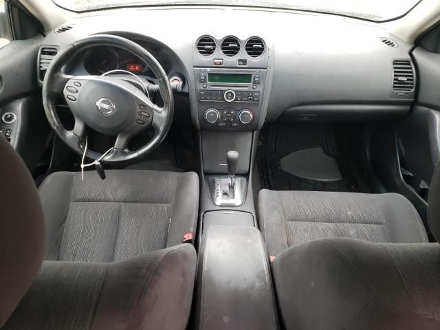 2010 Nissan Altima Base