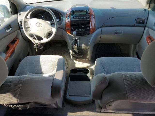 2007 Toyota Sienna XLE