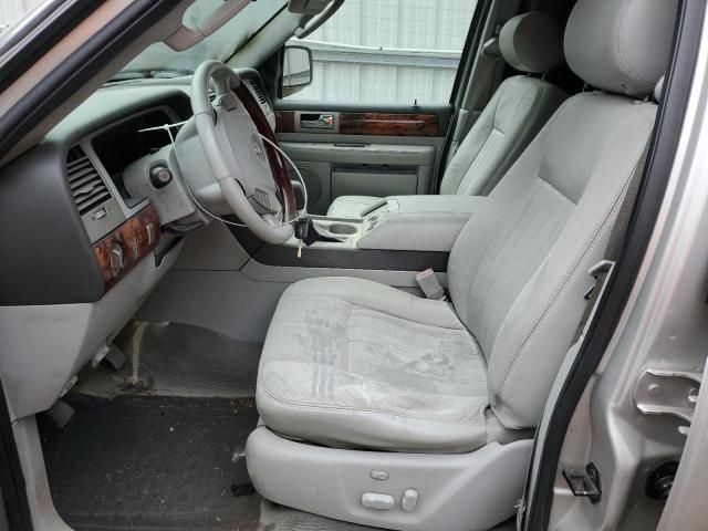 2004 Lincoln Navigator