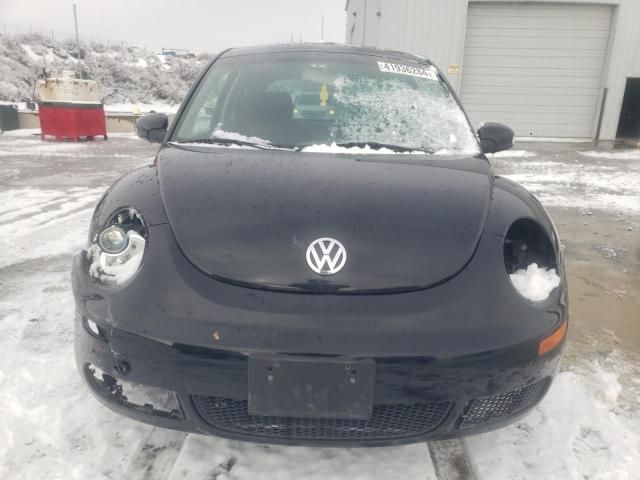 2009 Volkswagen New Beetle S