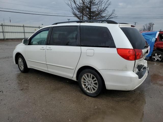 2009 Toyota Sienna XLE