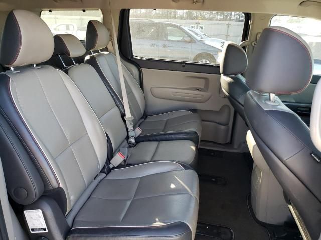 2018 KIA Sedona LX