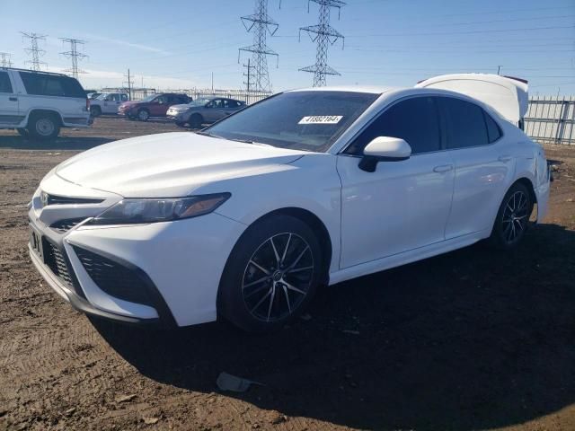 2021 Toyota Camry SE