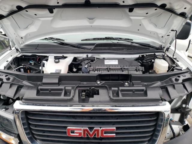 2022 GMC Savana G2500