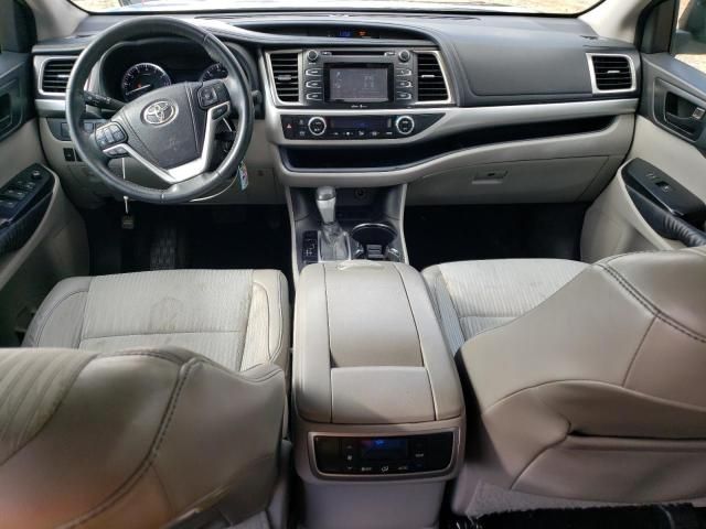 2015 Toyota Highlander LE