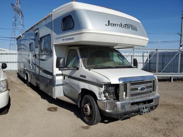 2009 Ford Econoline E450 Super Duty Cutaway Van