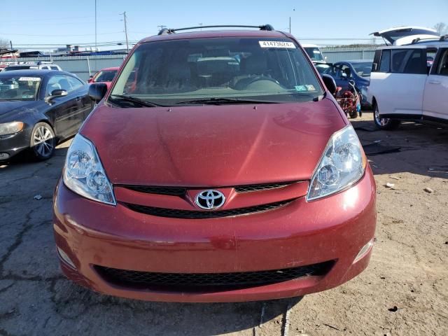 2008 Toyota Sienna XLE