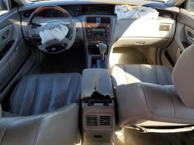 2004 Toyota Avalon XL