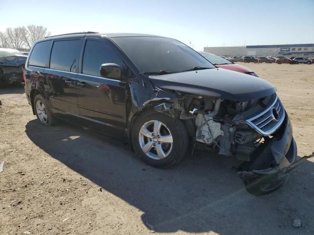 2011 Volkswagen Routan SE