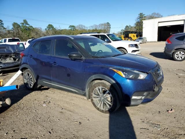 2019 Nissan Kicks S