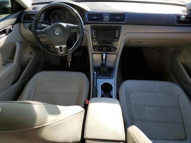 2014 Volkswagen Passat SE