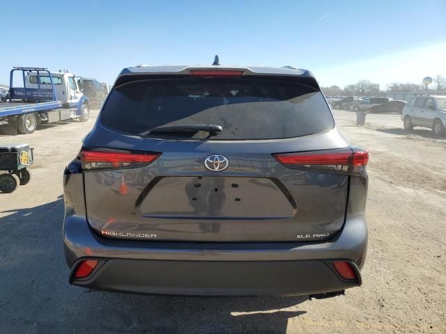 2022 Toyota Highlander XLE