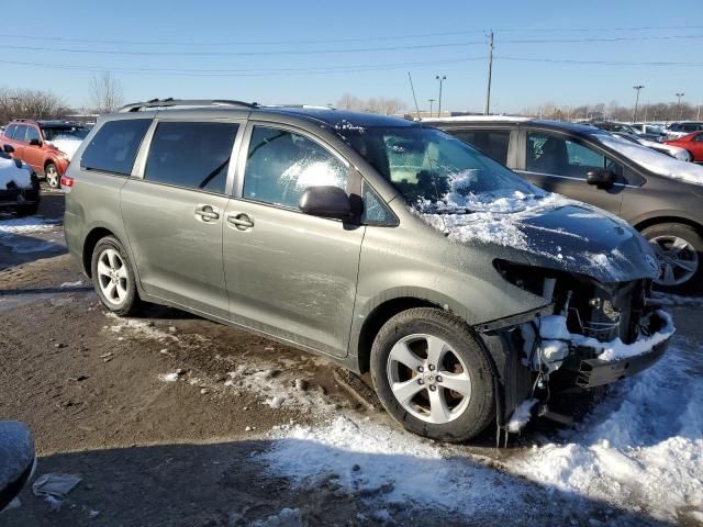 2011 Toyota Sienna LE