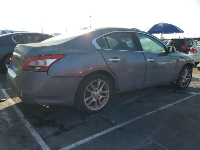 2010 Nissan Maxima S