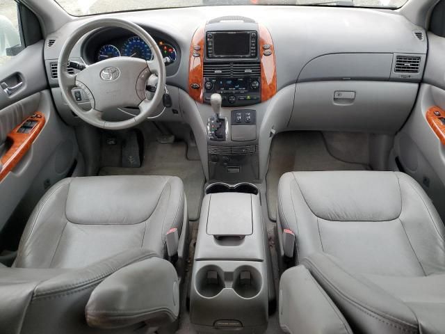 2008 Toyota Sienna XLE