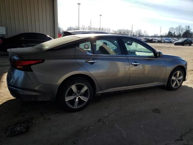 2019 Nissan Altima SV