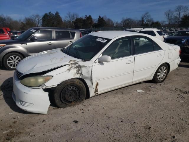 2005 Toyota Camry LE