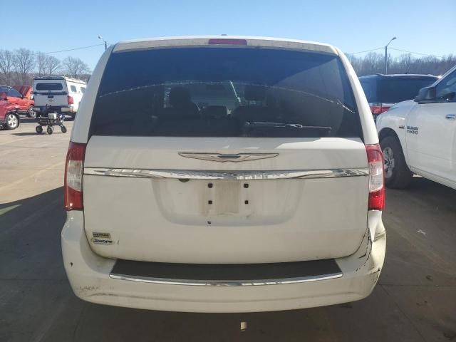 2015 Chrysler Town & Country Touring