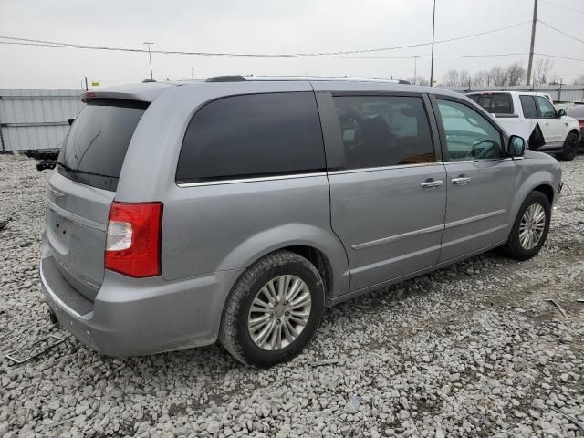 2013 Chrysler Town & Country Limited