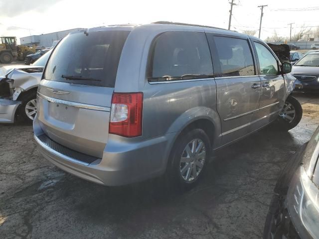 2016 Chrysler Town & Country Touring