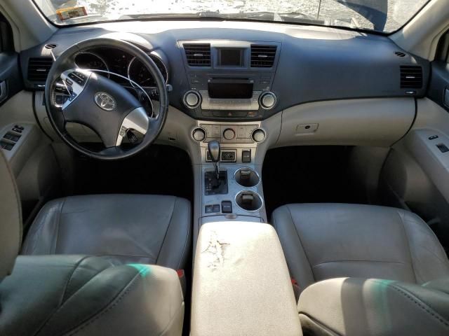 2011 Toyota Highlander Base