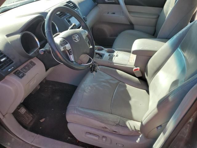 2013 Toyota Highlander Base