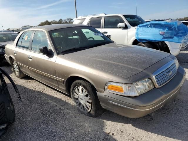 2003 Ford Crown Victoria LX