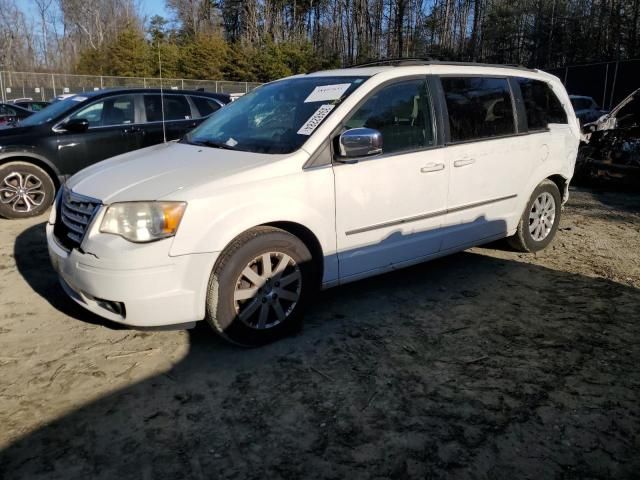 2010 Chrysler Town & Country Touring