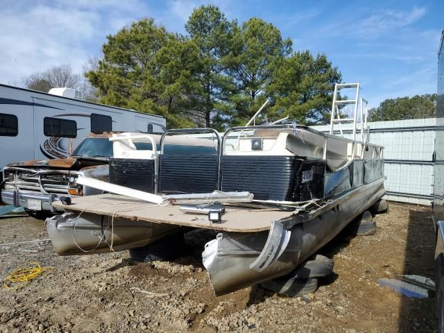 1999 Boat Pontoon