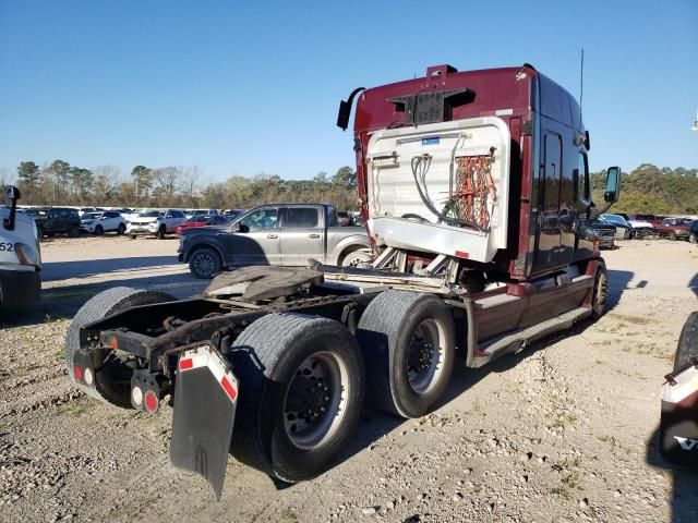 2013 Freightliner Cascadia 125