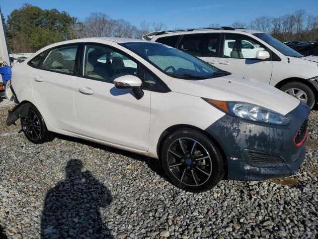 2016 Ford Fiesta SE