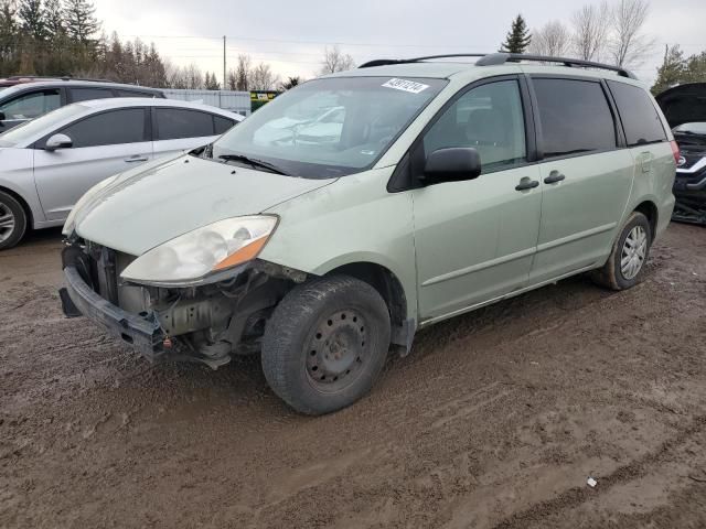 2009 Toyota Sienna CE