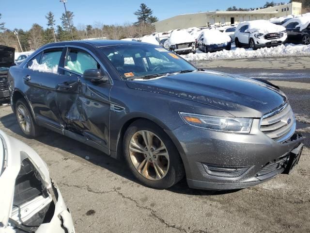 2016 Ford Taurus SEL