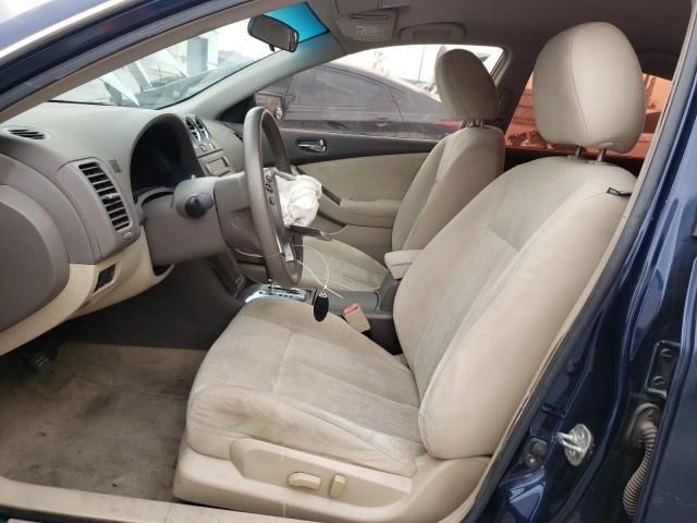 2010 Nissan Altima Base