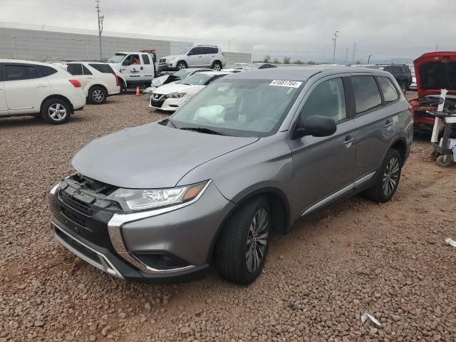 2020 Mitsubishi Outlander SE