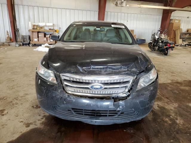 2011 Ford Taurus SE