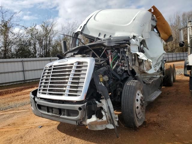 2017 Freightliner Cascadia 125