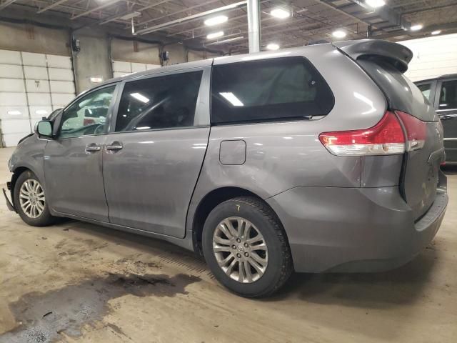 2011 Toyota Sienna XLE