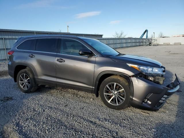 2018 Toyota Highlander SE